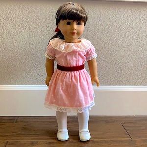 American Girl Samantha Doll w/book & extra outfit